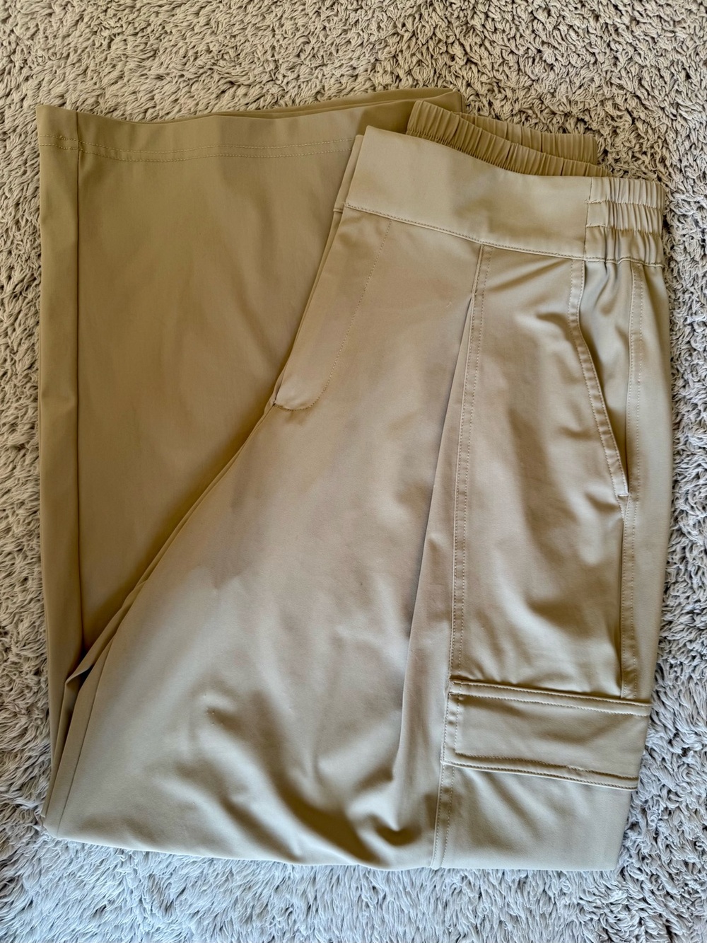 Athleta Cargo Pants Women’s 4P Petite High Rise Pinnacle Trouser Ecru Beige